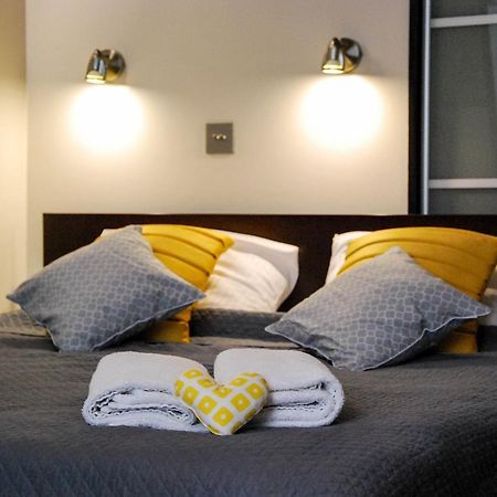 Aparthotel Kadetus Krakkó Kültér fotó
